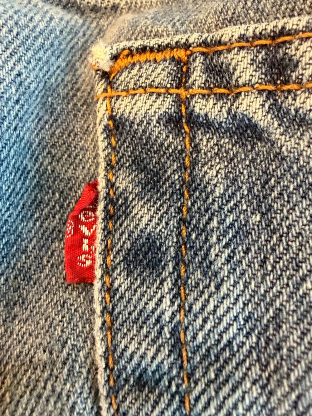 Levi's Men’s Comfort Fit 560 Blue Jeans W36 L34